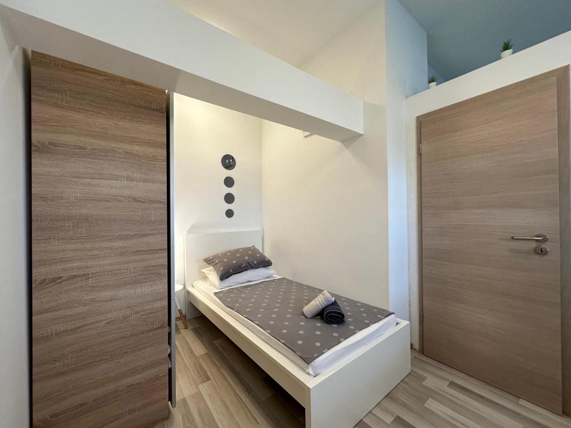 Albert Apartments Zagreb Airport Велика-Горица Экстерьер фото